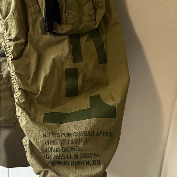 XXL Nike MA-1 Reversible Bomber Jacket Olive Green Men's Bomber Jacket - Picture 3 of 16